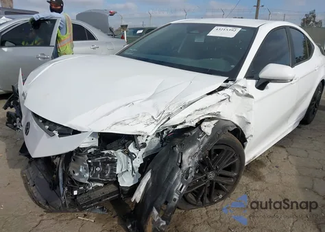 2025 Toyota Camry Se z USA, uszkodzony, nr VIN 4T1DAACKXSU123605